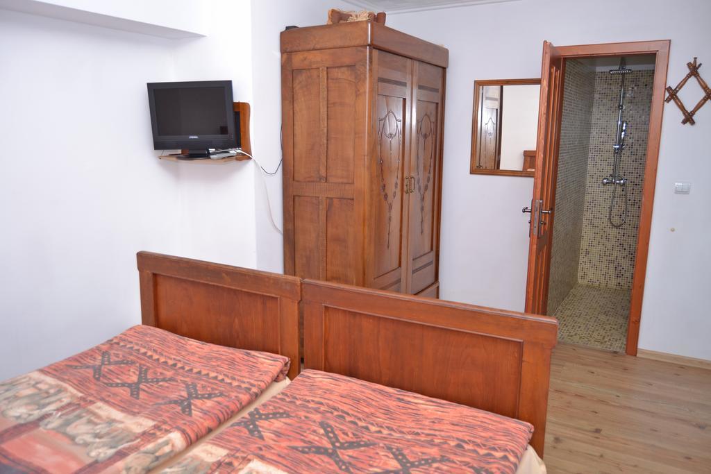Guest House Diabora Arbanasi Bilik gambar